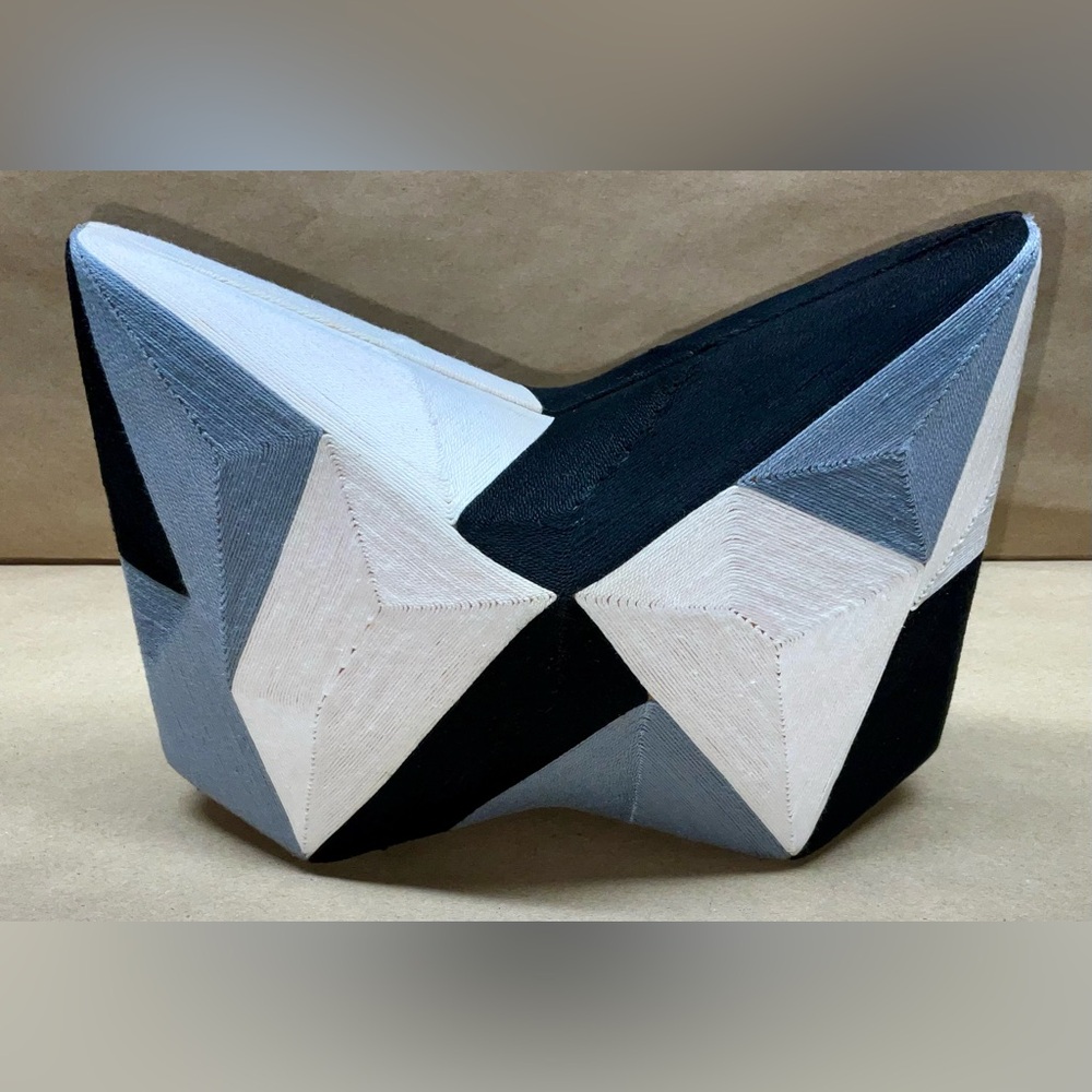 Beatriz / Costa Del Sol - Star Clutch Bag - sustainable/ethical - handcrafted - Picture 10 of 16